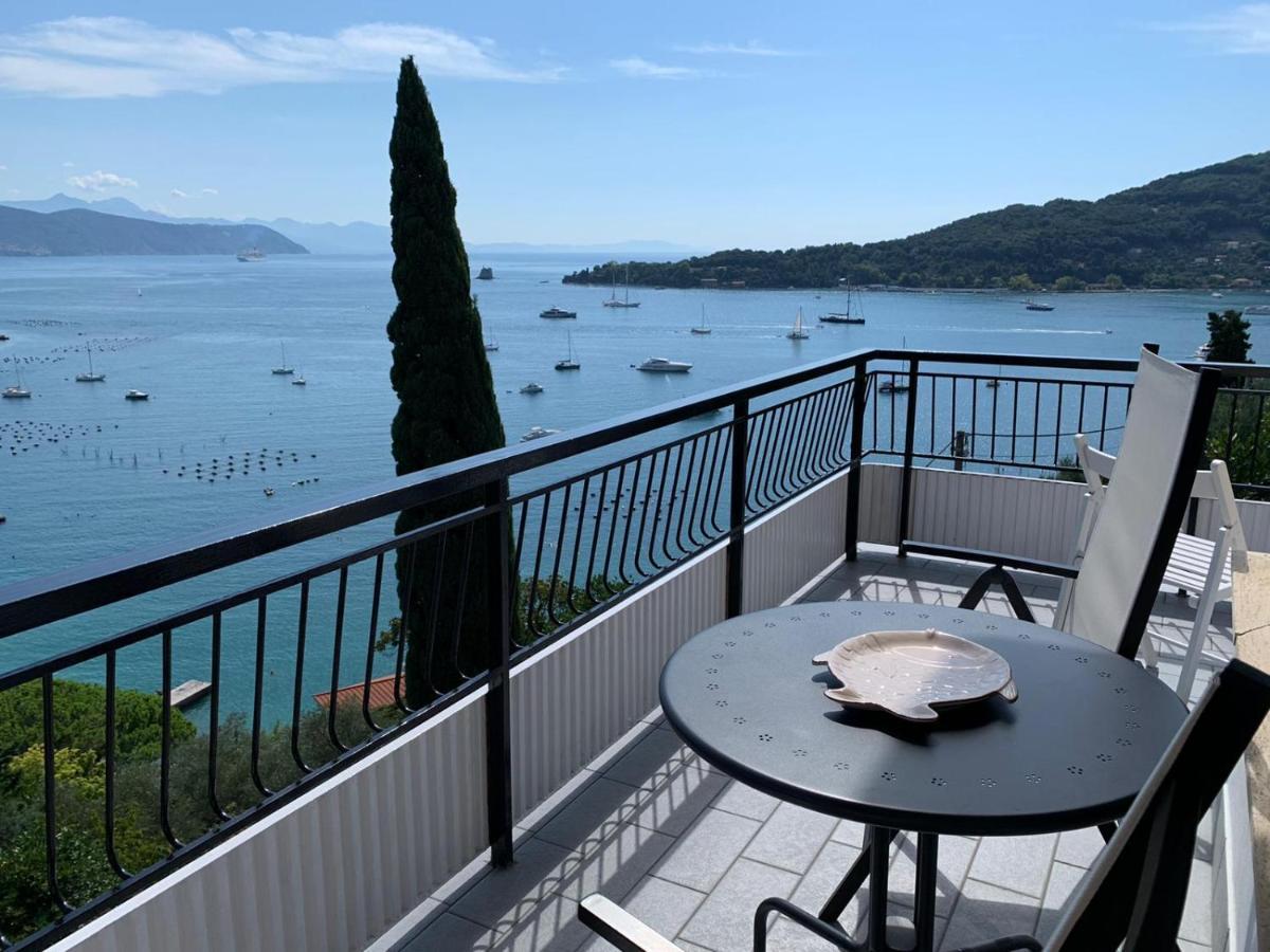 La Terrazza Sul Golfo Apartment Porto Venere Exterior photo